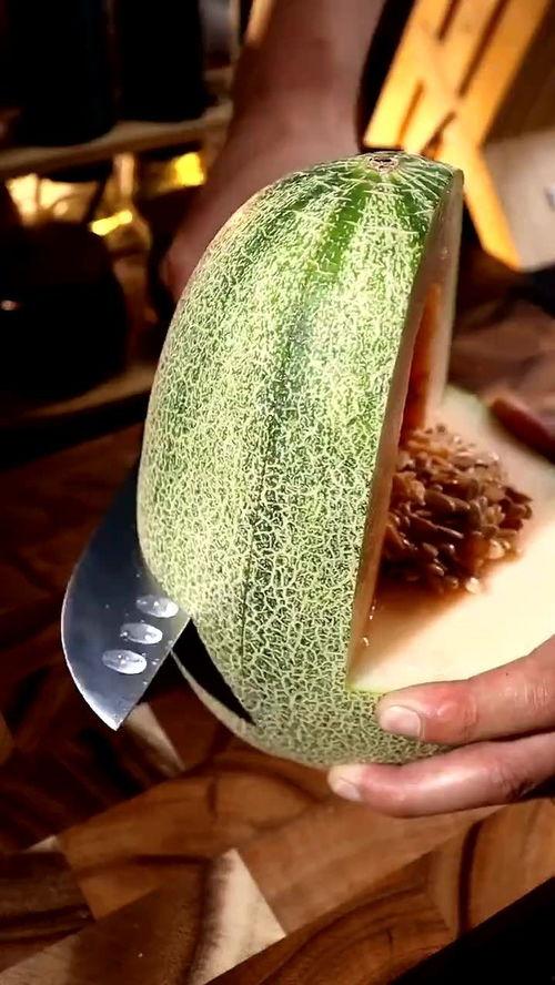 来我家吃哈密瓜,邀您共享哈密瓜美味时光