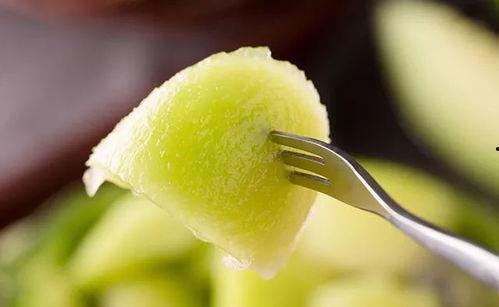 吃大量蜜瓜,尽享夏日甜蜜滋味