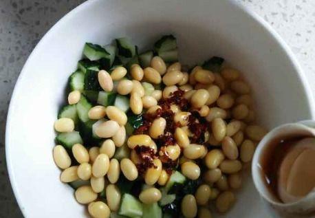 吃瓜的小黄豆,揭秘娱乐圈那些事儿