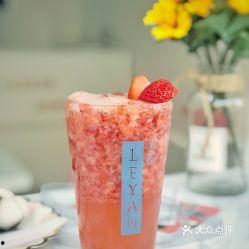 多肉吃瓜冰茶,一场清新自然的味蕾盛宴